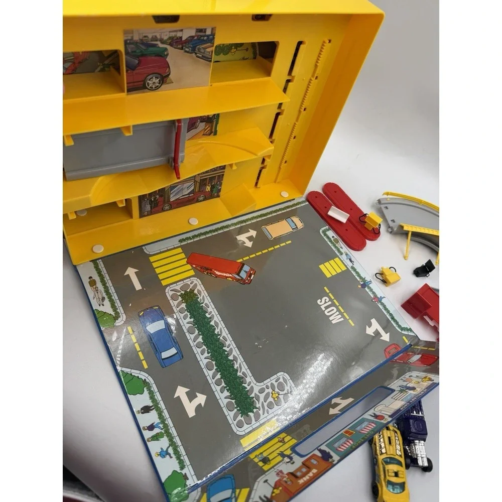 Vintage REALTOY Playset Car Carrying Case With 20 Mixed Cars Old/New - RARE